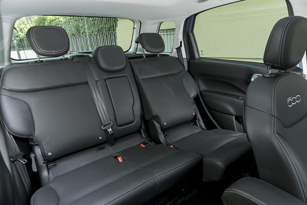 La Fiat 500L s'offre une mise à jour