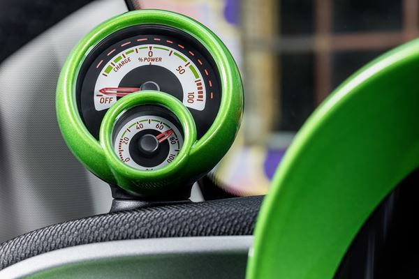 La smart fortwo cabrio électrique affiche une autonomie de 155 kilomètres NEDC