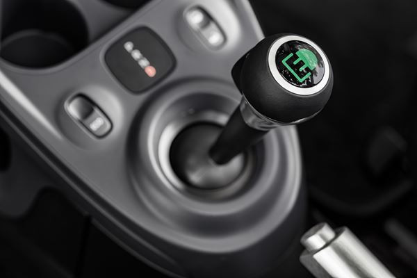 La smart fortwo cabrio électrique affiche une autonomie de 155 kilomètres NEDC