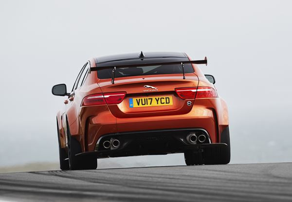 La Jaguar XE SV Project 8 développe 600 ch