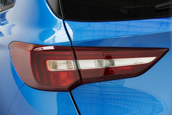 Le SUV Opel Grandland X affiche une allure de tout-terrain