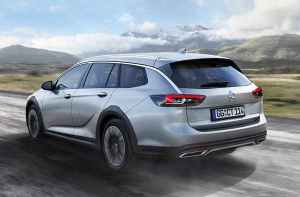 L'Opel Insignia Country Tourer se décline en break tout-chemin