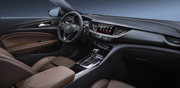 L'Opel Insignia Country Tourer se décline en break tout-chemin