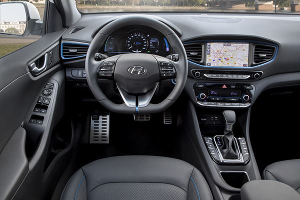 La Hyundai Ioniq plug-in parcourt près de 60 kilomètres en électrique