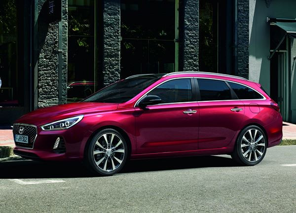 La Hyundai i30 SW affiche une ligne de toit fuselée