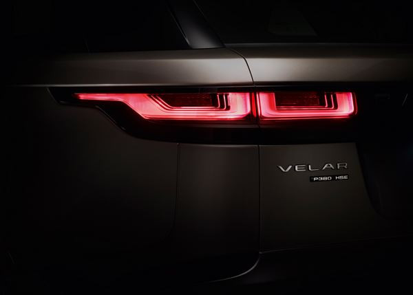 Range Rover Velar: un SUV au design puissant avec une partie arrière fuselée