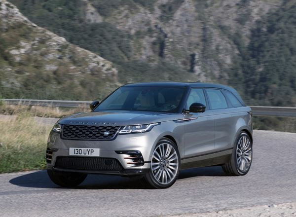 Range Rover Velar: un SUV au design puissant avec une partie arrière fuselée