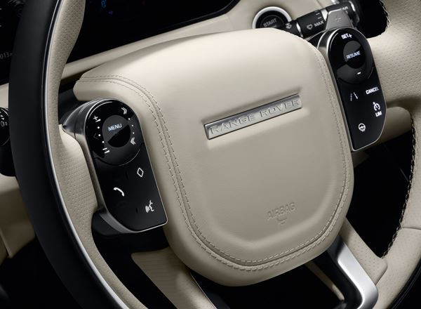 Range Rover Velar: un SUV au design puissant avec une partie arrière fuselée
