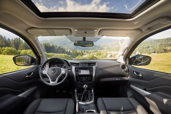 Le pick-up d’une tonne Renault Alaskan intègre une face avant musclée