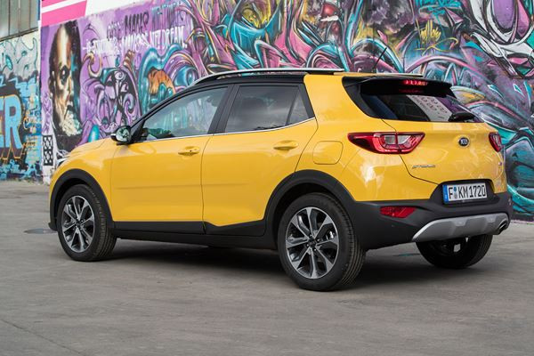 Kia Stonic : un crossover urbain au design affirmé