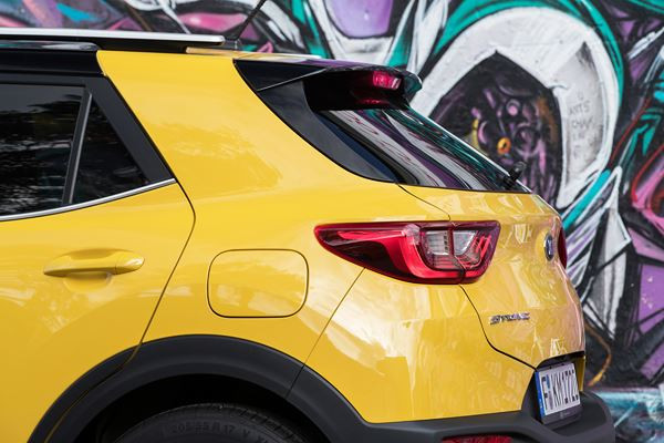 Kia Stonic : un crossover urbain au design affirmé