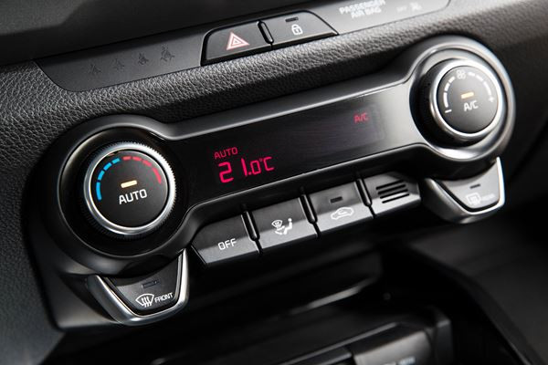 Kia Stonic : un crossover urbain au design affirmé