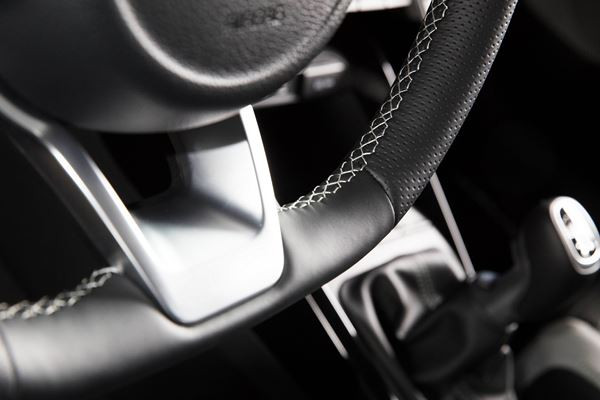 Kia Stonic : un crossover urbain au design affirmé