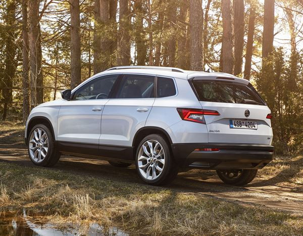 Skoda Karoq : un SUV compact au design dynamique