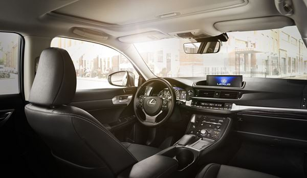 La Lexus CT s'offre une face avant modernisée