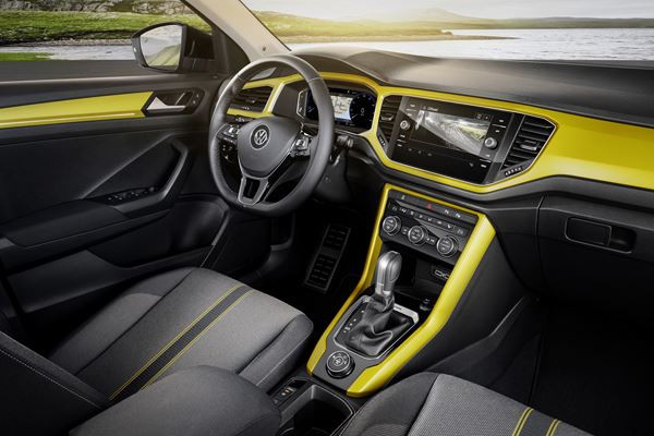 Volkswagen T-Roc: un SUV compact à la ligne de toit façon coupé