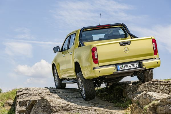 La Mercedes Classe X allie les caractéristiques typiques d'un pickup