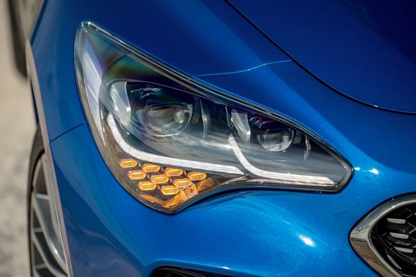 Kia Stinger: une berline coupé Grand Tourisme à la silhouette de fastback