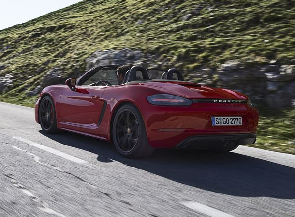 Le roadster Porsche 718 Boxster GTS débite une puissance de 365 ch