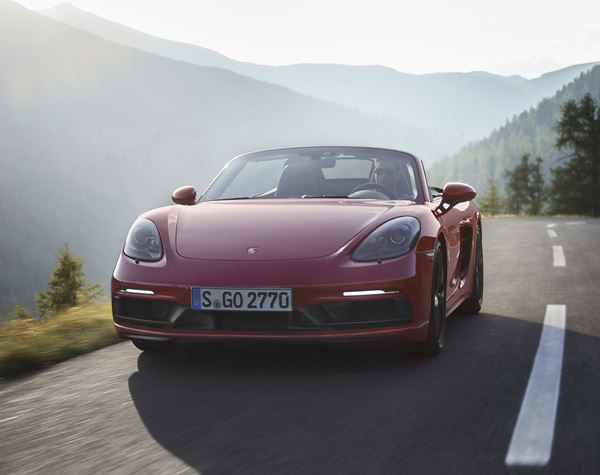 Le roadster Porsche 718 Boxster GTS débite une puissance de 365 ch