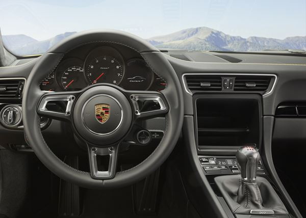 La Porsche 911 Carrera T optimise les performances sportives