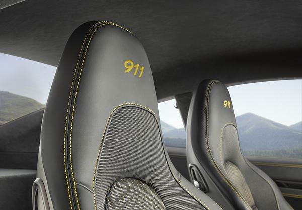 La Porsche 911 Carrera T optimise les performances sportives