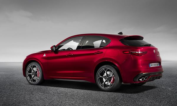 L’Alfa Romeo Stelvio Quadrifoglio embarque un moteur bi-turbo 2.9 V6 de 510 ch