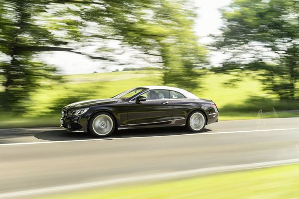 La Mercedes-Benz Classe S Cabriolet embarque toute une panoplie de technologies