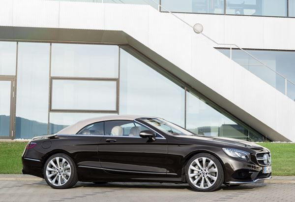 La Mercedes-Benz Classe S Cabriolet embarque toute une panoplie de technologies