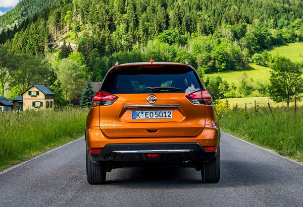 Le crossover Nissan X-Trail restylé reçoit des technologies supplémentaires