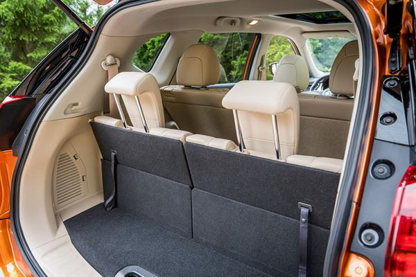 Le crossover Nissan X-Trail restylé reçoit des technologies supplémentaires
