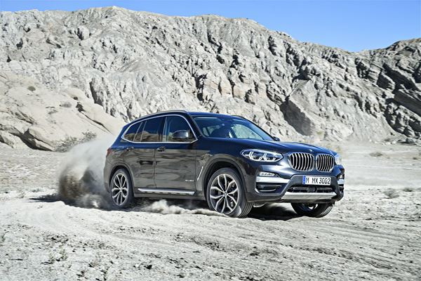 BMW X3: un SUV tout terrain de milieu de gamme à l'allure sportive
