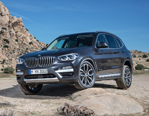 BMW X3: un SUV tout terrain de milieu de gamme à l'allure sportive