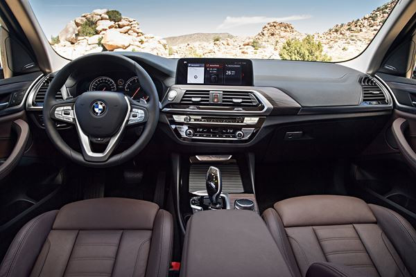 BMW X3: un SUV tout terrain de milieu de gamme à l'allure sportive