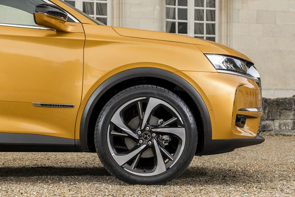 DS 7 Crossback: le SUV façonné selon la philosophie DS de raffinement à la française