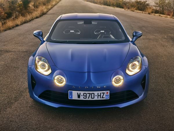 Alpine A110: un coupé deux places à moteur central arrière léger et agile
