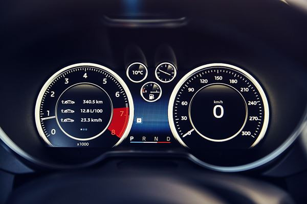 Alpine A110: un coupé deux places à moteur central arrière léger et agile