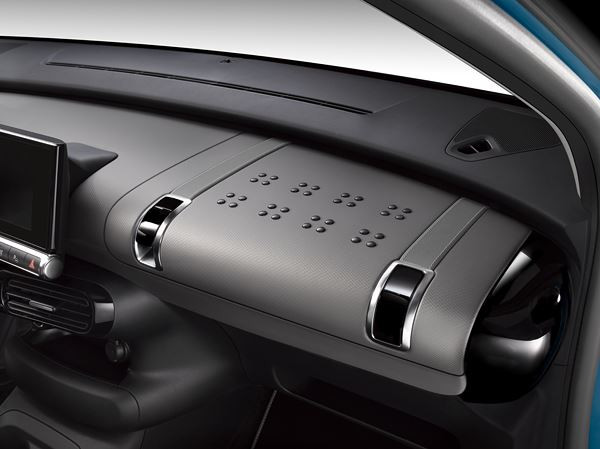La Citroën C4 Cactus se réinvente en petite berline polyvalente confortable