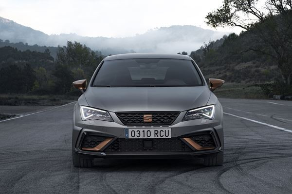 La Seat Leon Cupra R DSG débite une puissance de 300 ch