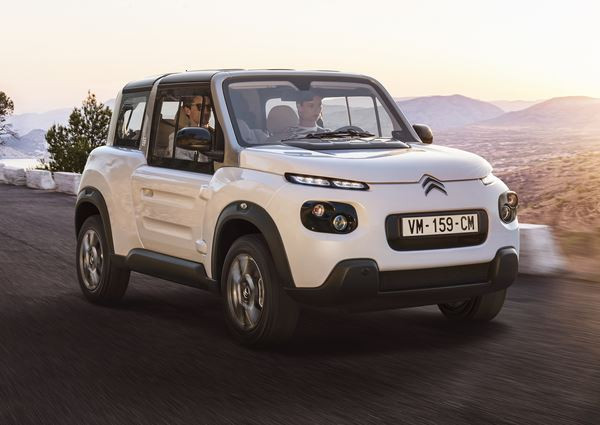 La Citroën E-Mehari restylée s'offre une version Hard Top