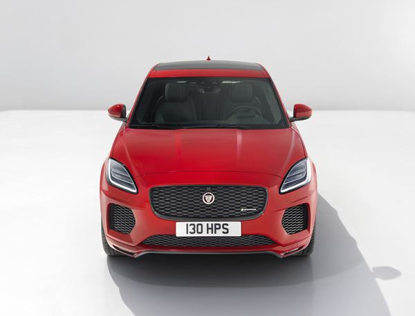 Le SUV compact Jaguar E-Pace affiche des proportions sportives