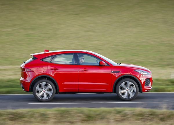 Le SUV compact Jaguar E-Pace affiche des proportions sportives