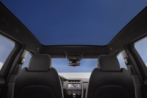 Le SUV compact Jaguar E-Pace affiche des proportions sportives