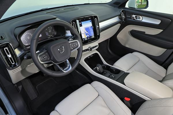 Volvo XC40 : un SUV au design scandinave doté de technologies de pointe