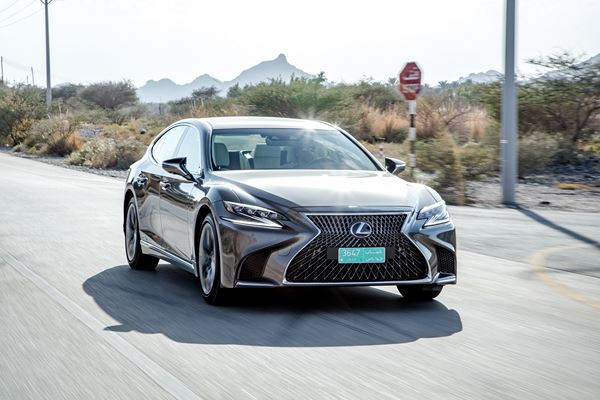 La limousine Lexus LS incarne le summum du luxe automobile japonais