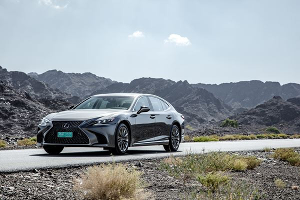 La limousine Lexus LS incarne le summum du luxe automobile japonais
