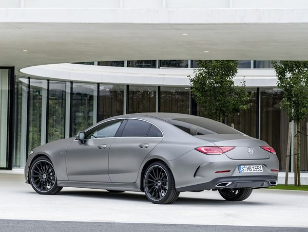 Mercedes CLS : un coupé quatre portes à la silhouette fluide aux lignes épurées
