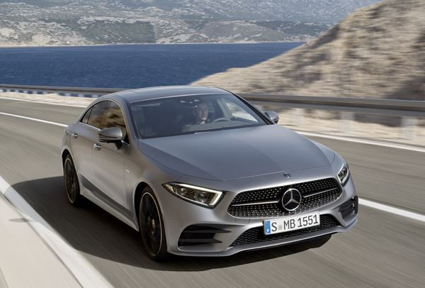 Mercedes CLS : un coupé quatre portes à la silhouette fluide aux lignes épurées