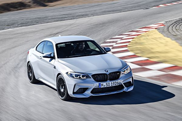 La sportive compacte BMW M2 Competition embarque un six cylindres de 410 ch