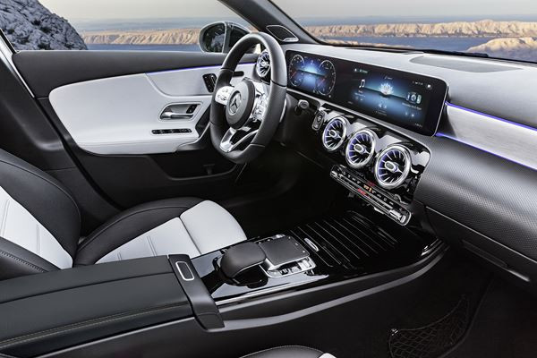 Mercedes Classe A: une luxueuse berline compacte